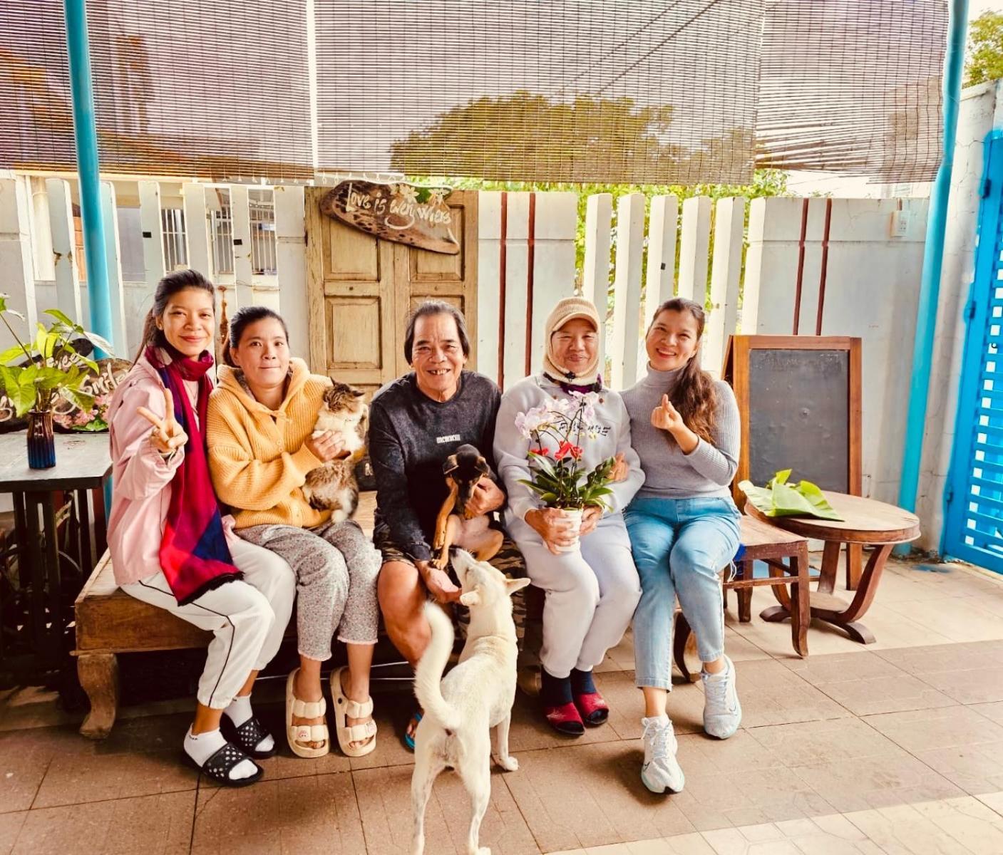 Golden Lantern Tam Thanh Homestay タムキー エクステリア 写真