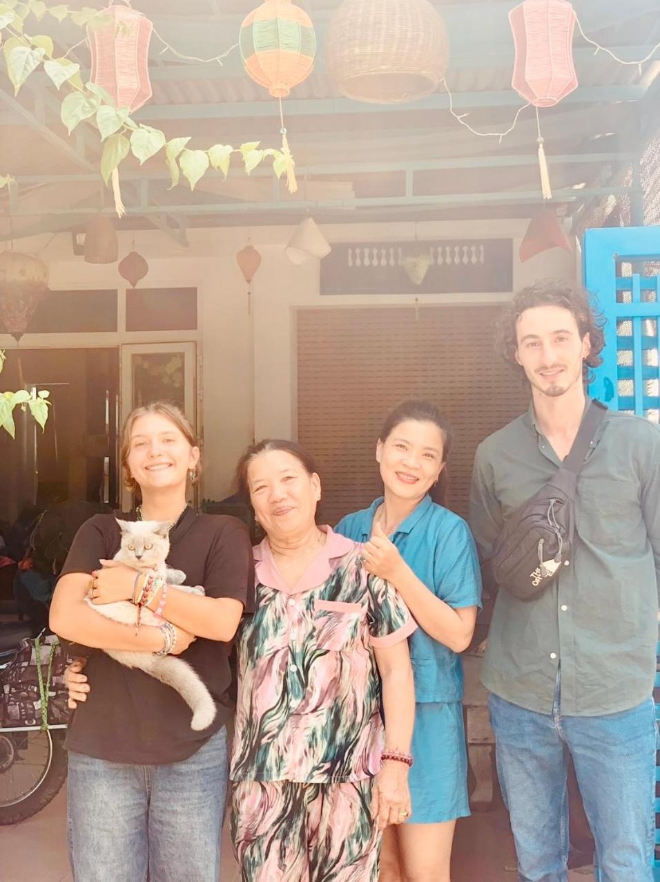 Golden Lantern Tam Thanh Homestay タムキー エクステリア 写真